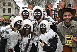 13-02-2026 Breda - Op de Grote Markt werd gewaarschuwd voor overstekende schaapjes. - Fotokrant